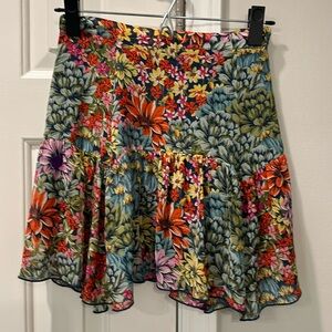 Women’s Urban Outfitters lined floral mini skirt